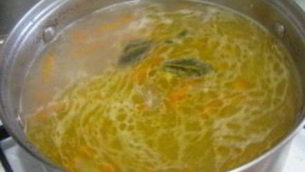 Рецепт горохового супа на косточке