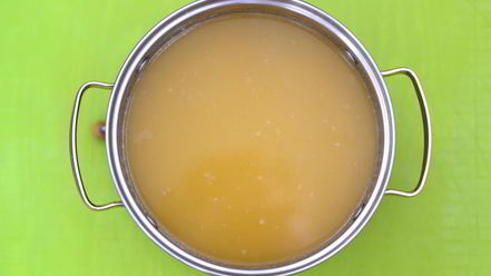 Рецепт горохового супа с чесночными рулетиками