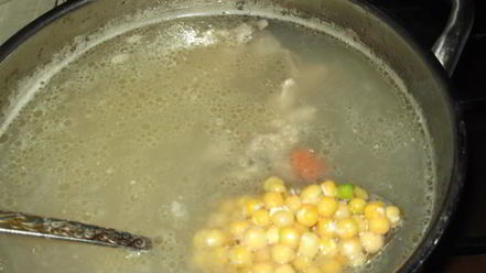 Рецепт горохового супа с грецким орехом