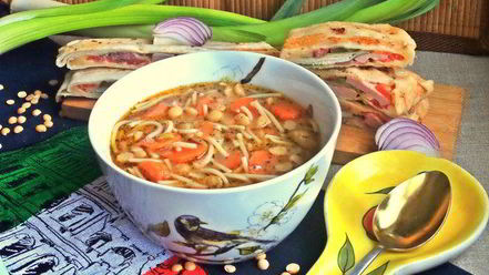 Рецепт горохового супа с итальянским акцентом