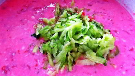 Рецепт холодника на кефире с маринованной свеклой