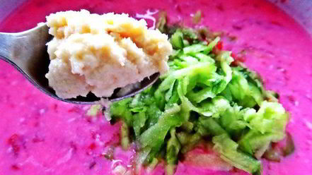 Рецепт холодника на кефире с маринованной свеклой