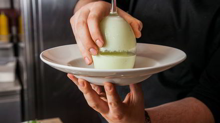 Рецепт холодного йогуртового супа из авокадо