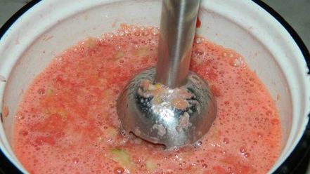 Рецепт холодного супа гаспачо из арбуза