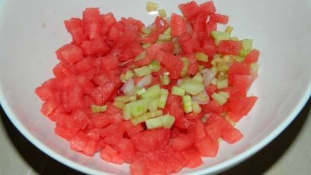 Рецепт холодного супа гаспачо из арбуза