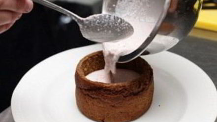 Рецепт холодного супа из редиса в черном хлебе