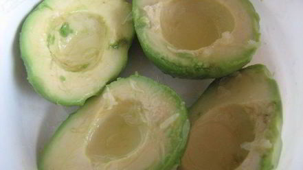 Рецепт холодного супа-пюре авокадо и компания