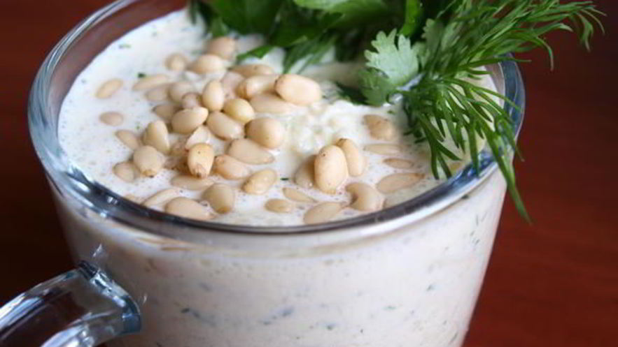 Рецепт холодного супа-пюре из кольраби