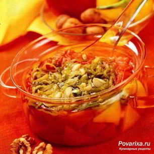 Рецепт Холодного супа с помидорами и грецкими орехами