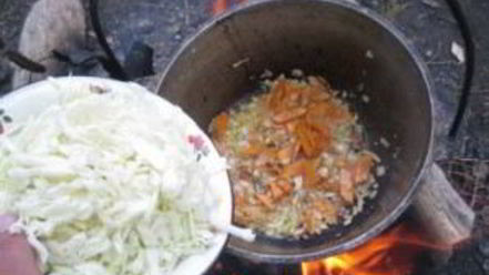 Рецепт лагмана из тушенки