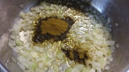 Рецепт легкого крема-супа из кабачков с карри