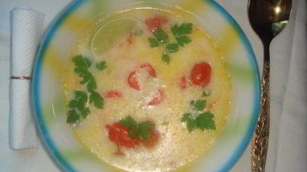 Рецепт молочного супа по-тайски с курочкой, креветками и помидорчиками черри