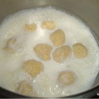 Молочный суп с картофельными клецками