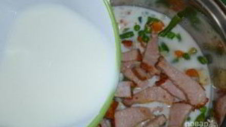 Рецепт сырно-молочного суп с овощами