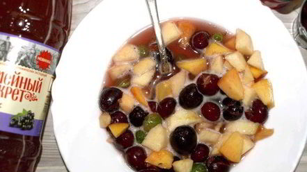 Рецепт фруктово-ягодной окрошка