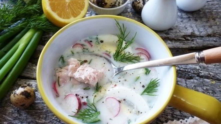 Рецепт легкой окрошки с тунцом