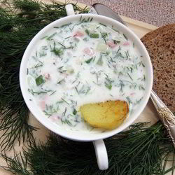 Рецепт Окрошки на кефире и минеральной воде