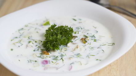 Рецепт окрошки на кефире с жареной картошкой