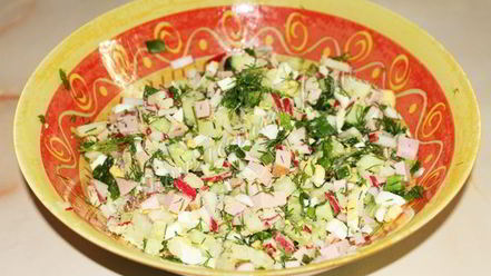 Рецепт окрошки на квасе с докторской колбасой