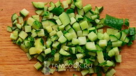 Рецепт окрошки на майонезе с колбасой