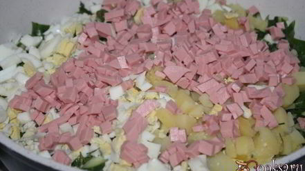 Рецепт окрошки на мацони и айране