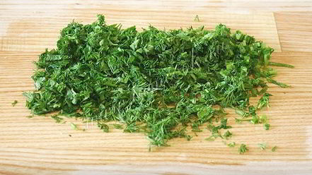 Рецепт окрошки на сыворотке с куриной грудкой