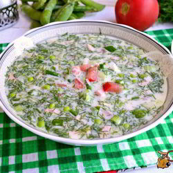 Рецепт Окрошки на сыворотке с помидорами и свежим горошком