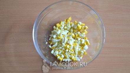 Рецепт окрошки с колбасой на квасе