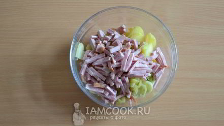 Рецепт окрошки с колбасой на квасе