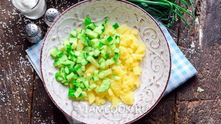 Рецепт окрошки с колбасой на воде