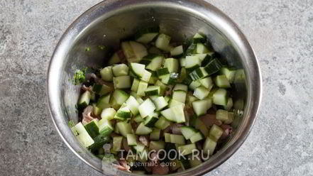 Рецепт окрошки с копченой курицей