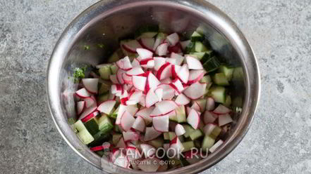 Рецепт окрошки с копченой курицей