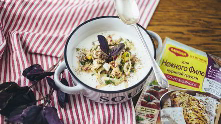 Рецепт окрошки с куриной грудкой на кефире