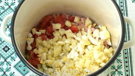 Рецепт окрошки с помидорами на сыворотке