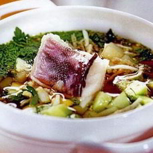 Рецепт Окрошки с рыбой и огуречным рассолом