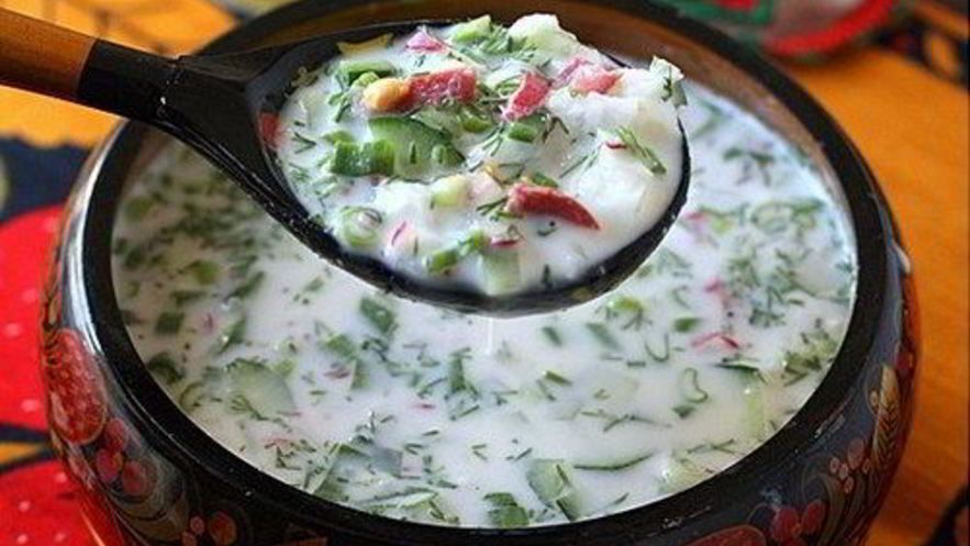 Рецепт окрошки с салями на кефире и газированной воде