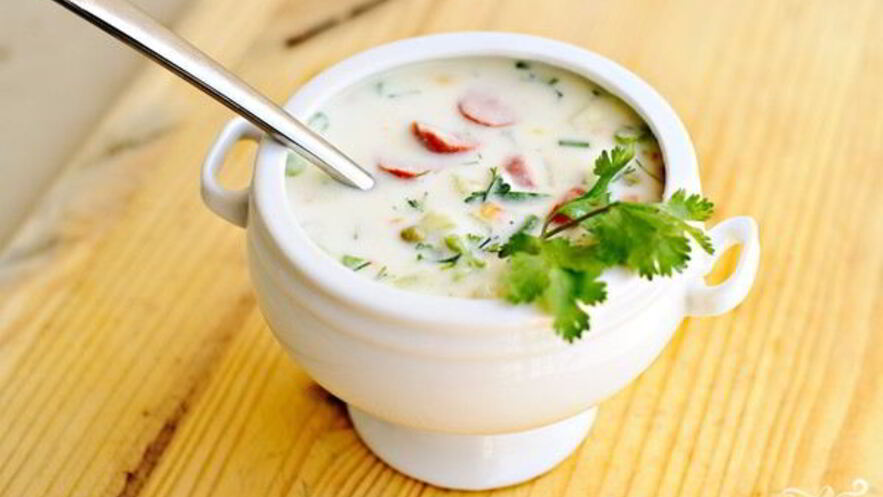 Рецепт окрошки с сосисками