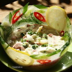 Рецепт Окрошки в ледяной вазе