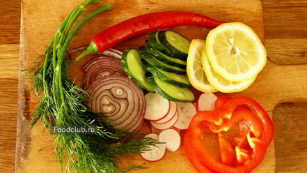 Рецепт окрошки в ледяной вазе