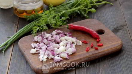 Рецепт вегетарианской окрошки на кефире и минералке