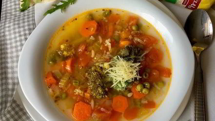 Рецепт минестроне с рисом и песто из руколы