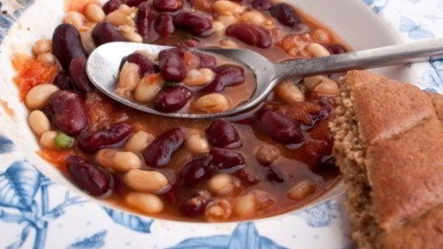 Рецепт овощного супа с брюквой и фасолью