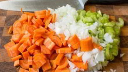 Рецепт овощного супа с красной фасолью