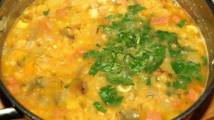 Рецепт чечевичной похлебки с овощами и пепперони