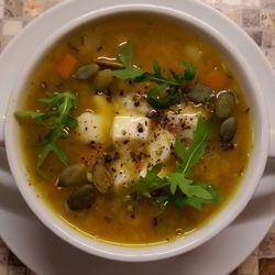 Рецепт Чечевичной похлебки с тыквой и моцареллой
