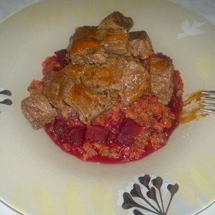 Рецепт Чечевичной похлебки со свеклой, луком и горчицей