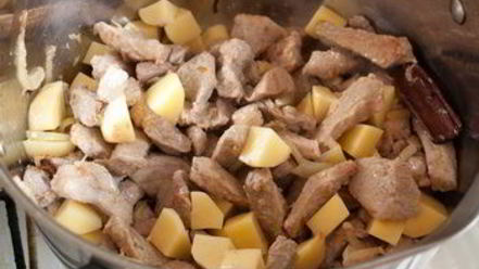 Рецепт густой похлебки из баранины в кокосовом молоке