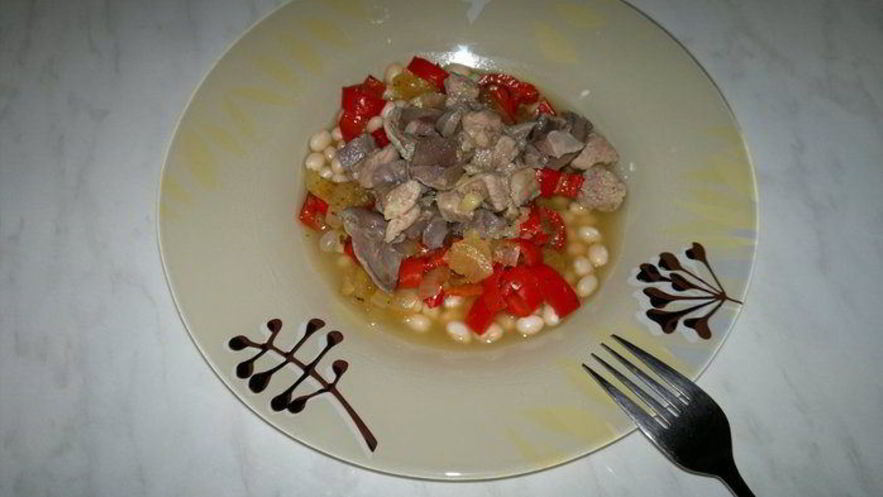 Рецепт имбирной фасолевой похлебки с мясом птицы и овощами