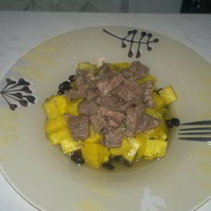 Рецепт Похлебки из черной фасоли с корнем сельдерея и ананасом, говядина в насыщенном бульоне