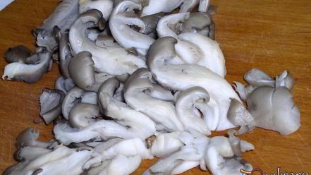 Рецепт похлебки по-михайлову из вешенок и картофеля